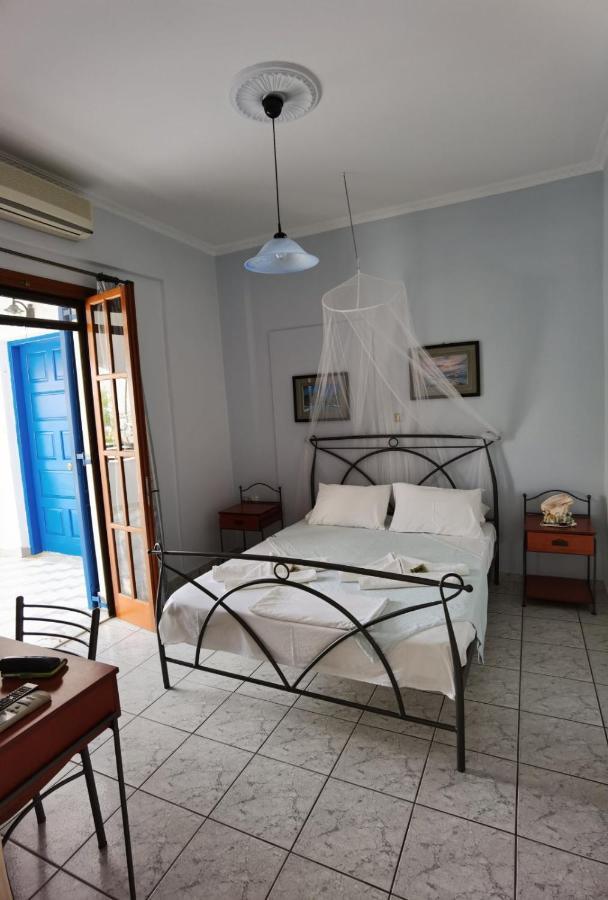 Gialos Rooms Elafonissos Buitenkant foto