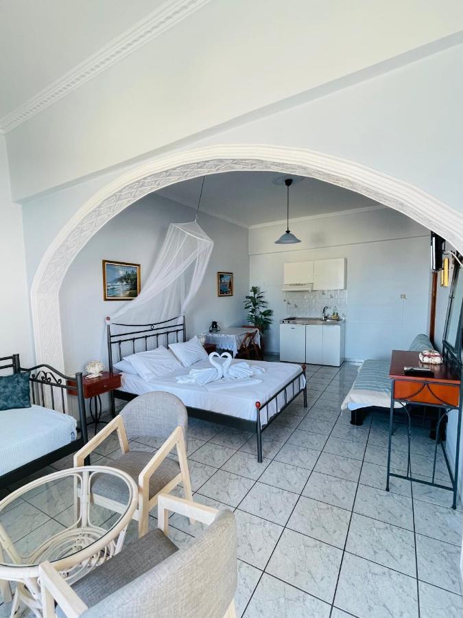 Gialos Rooms Elafonissos Buitenkant foto